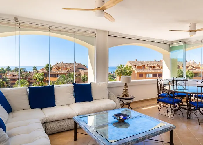 Fantastico Atico Duplex En Marbella, Con Vistas Al Mar Y A 300 Metros De La Playa