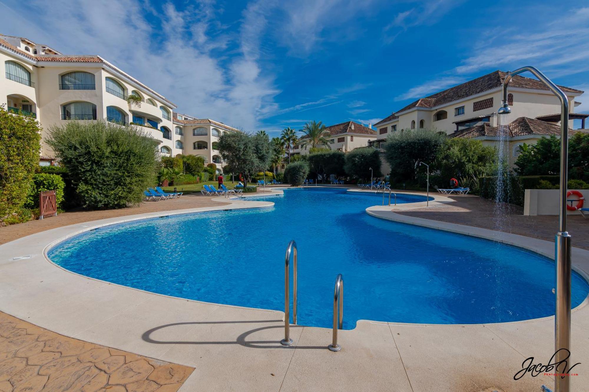 Fantastico Atico Duplex En Marbella, Con Vistas Al Mar Y A 300 Metros De La Playa Marbella