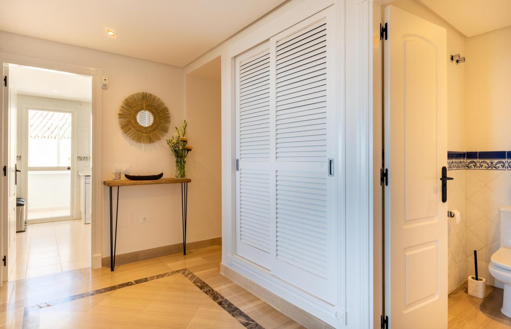 Fantastico Atico Duplex En Marbella, Con Vistas Al Mar Y A 300 Metros De La Playa Apartemen Marbella